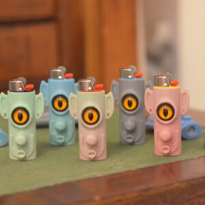 3 unbemalte Monster bics (verschiedene Farben)